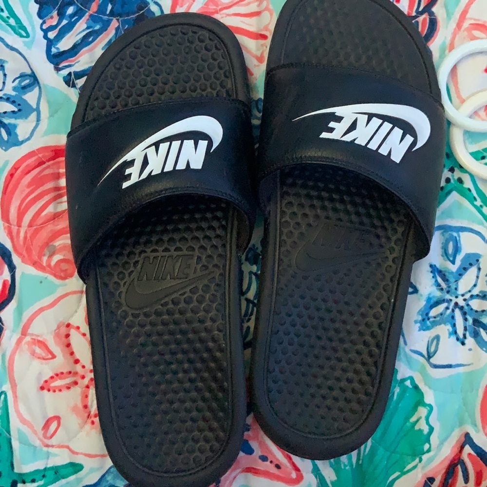 nike slides size 8